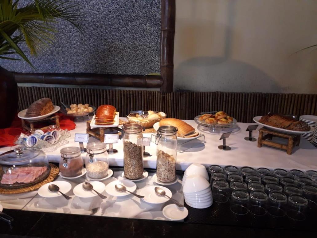 איליה-בלה Ilha Flat Hotel Suite Swaenen II מראה חיצוני תמונה
